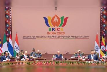 BRICS ਸੰਮੇਲਨ ਦੇ ਦੂਜੇ ਦਿਨ PM ਮੋਦੀ ਨੇ ਭਾਰਤ ਮੰਡਪਮ ’ਚ ਆਗੂਆਂ ਦਾ ਕੀਤਾ ਸਵਾਗਤ