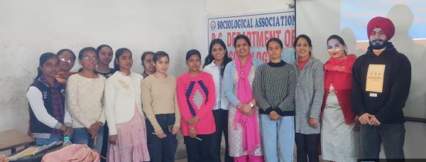 Guru Nanak National College’s Sociology Department Organizes Paper Reading Competition