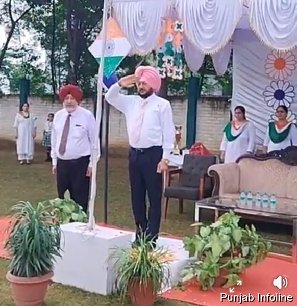 ਦੀ ਇੰਡੋ ਬ੍ਰਿਟਿਸ਼ ਸਕੂਲ ਨਾਭਾ ਵਿਖੇ ਸ਼੍ਰੀ ਰਾਜਿੰਦਰ ਪਾਲ ਆਨੰਦ  ਸੂਬਾ ਪ੍ਰਧਾਨ ਪੰਜਾਬ ਪੁਲਿਸ ਫੈਮਿਲੀ ਵੈਲਫੇਅਰ ਐਸੋਸੀਏਸ਼ਨ ਪੰਜਾਬ ਨੇ ਲਹਿਰਾਇਆ ਰਾਸ਼ਟਰੀ ਝੰਡਾ।